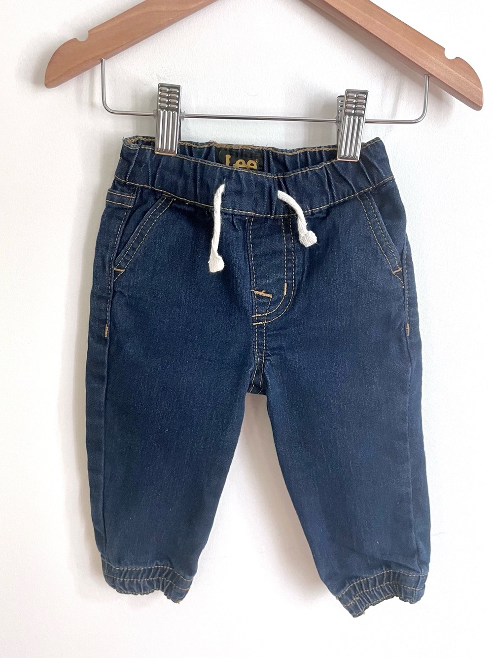 Lee Jogger Pull-On Jeans, Drawstring, Gathered Cuffs, Cool Stitching, Pockets